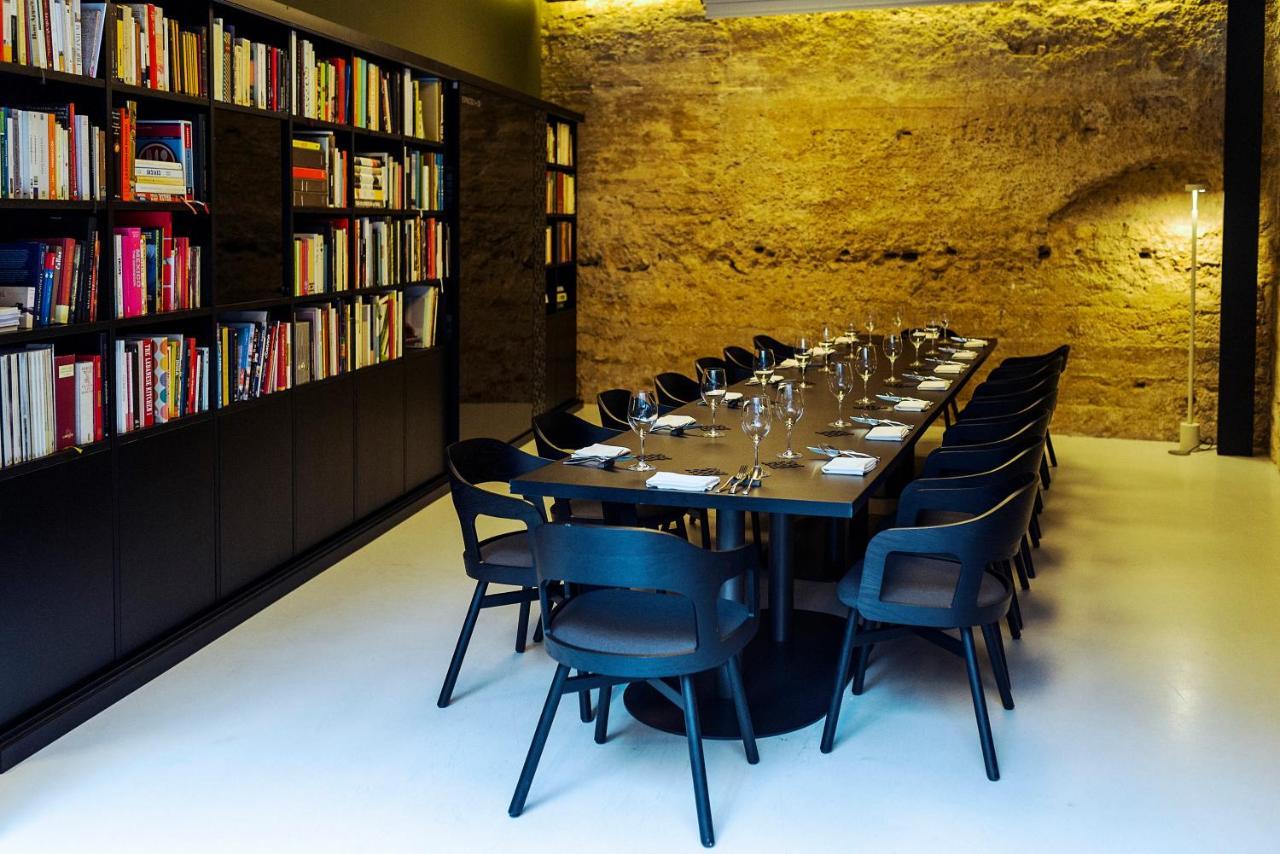Caro Hotel Валенсия Экстерьер фото Restaurant AOC