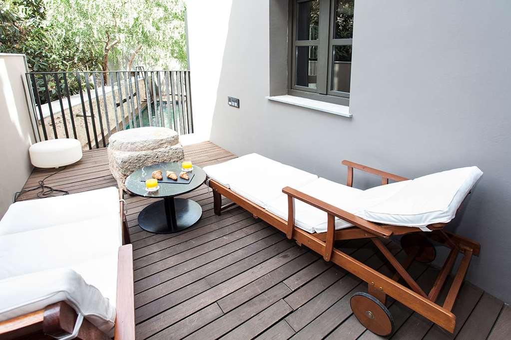 Caro Hotel Валенсия Номер фото A balcony